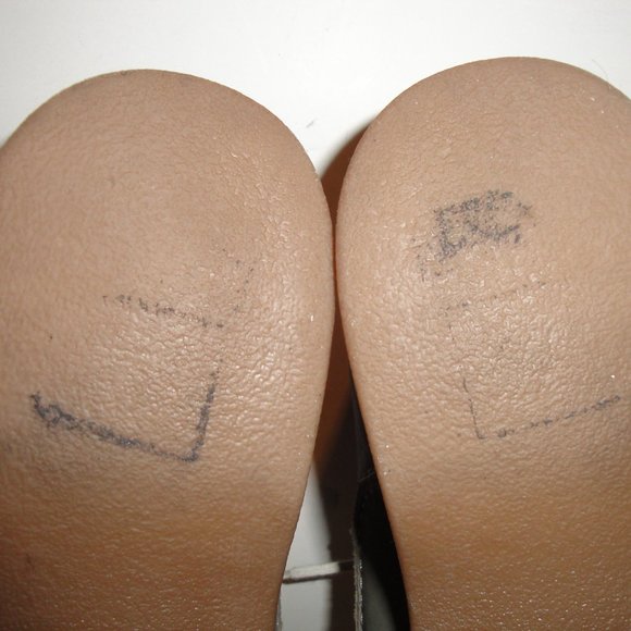 CLARKS - Picture 8 of 9